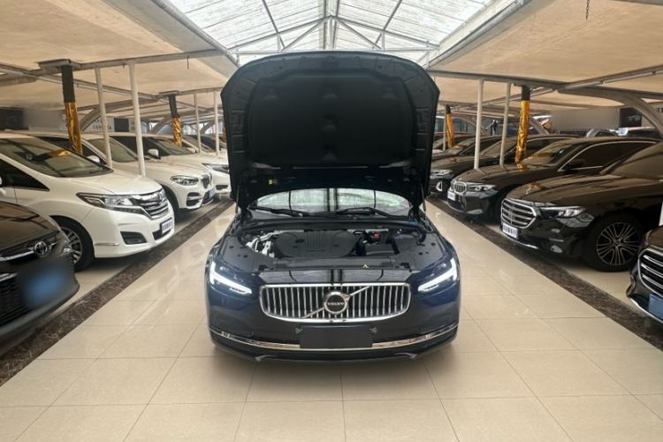 Used Volvo S90 2024 B5 Zhiyuan Luxury Edition Exterior 1