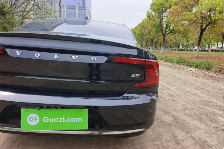 Used Volvo S90 2024 B5 Zhiyi Luxury Edition Exterior 11