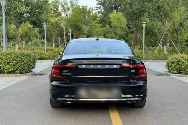 Used Volvo S90 2024 B5 Zhiyi Luxury Edition Exterior 2