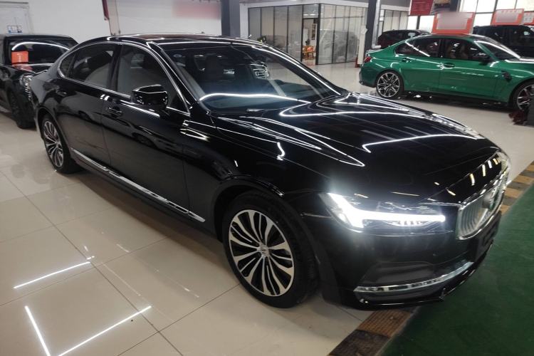 Used Volvo S90 2024 B5 Zhiyi Luxury Edition Exterior 2