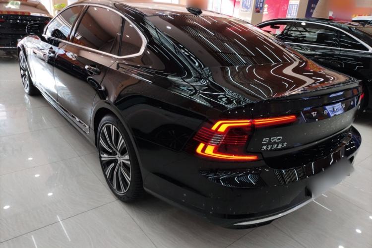 Used Volvo S90 2024 B5 Zhiyuan Luxury Edition Exterior 2