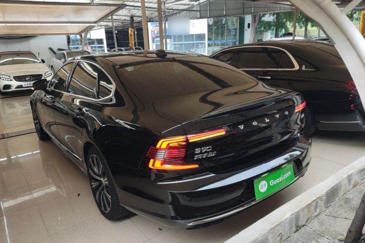 Used Volvo S90 2024 B5 Zhiyuan Luxury Edition Exterior 2