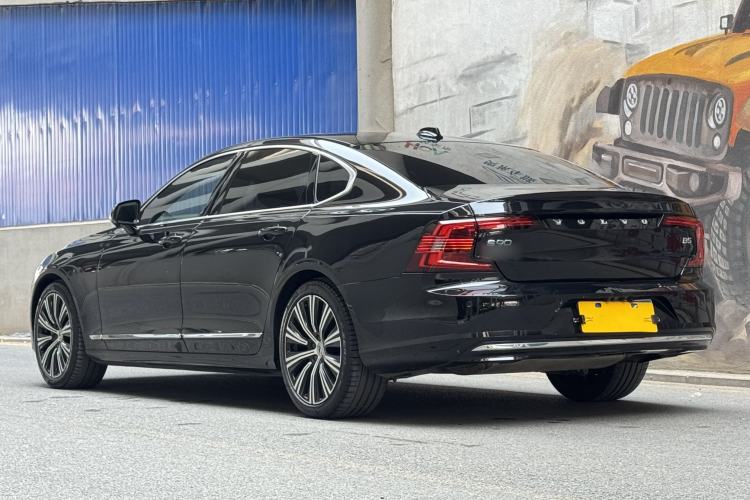 Used Volvo S90 2024 B5 Zhiyuan Luxury Edition Exterior 3