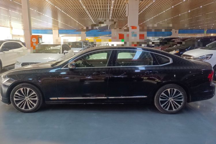 Used Volvo S90 2024 B5 Zhiyi Luxury Edition Exterior 3