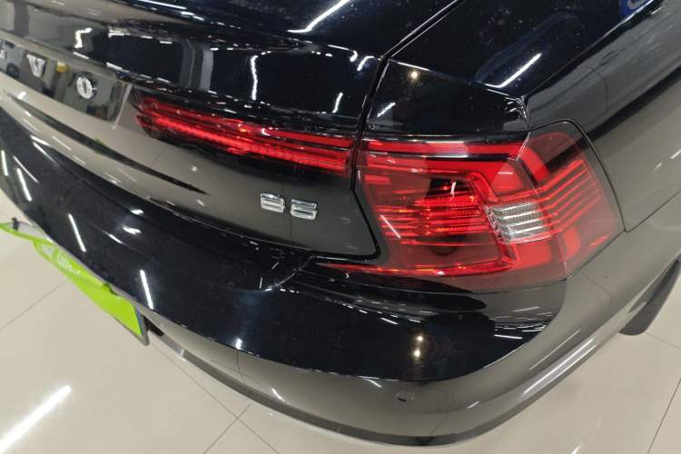 Used Volvo S90 2024 B5 Zhiyuan Luxury Edition Exterior 3