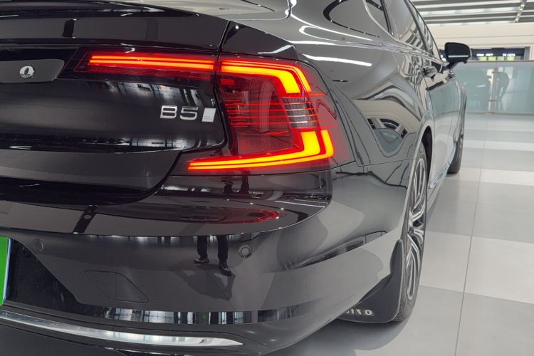 Used Volvo S90 2024 B5 Zhiyuan Luxury Edition Exterior 3