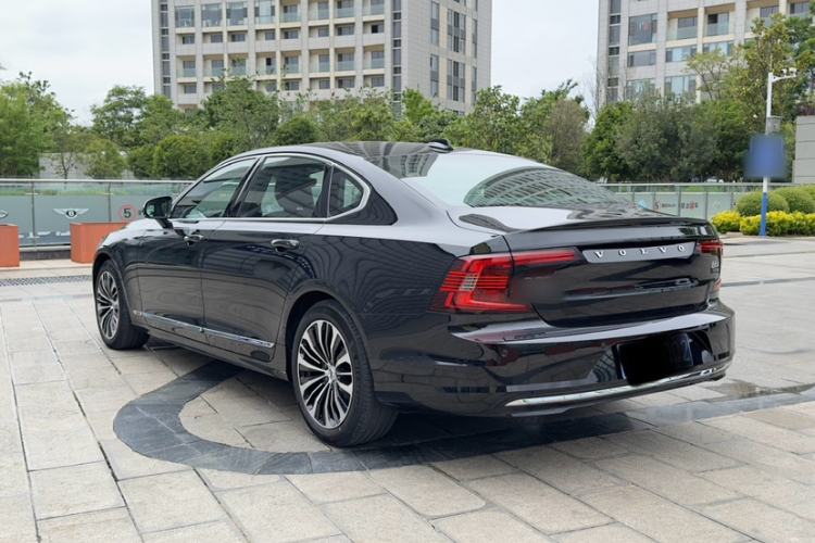 Used Volvo S90 2024 B5 Zhiyi Luxury Edition Exterior 3