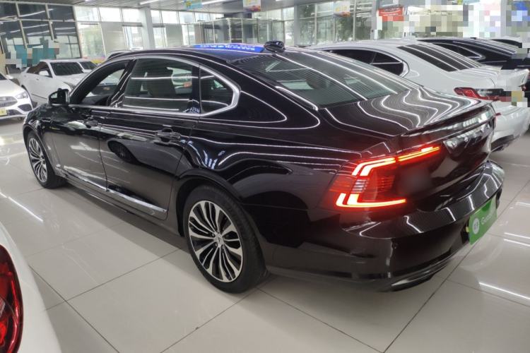 Used Volvo S90 2024 B5 Zhiyi Luxury Edition Exterior 3