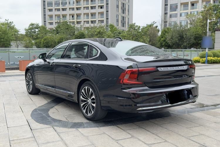 Used Volvo S90 2024 B5 Zhiyi Luxury Edition Exterior 3