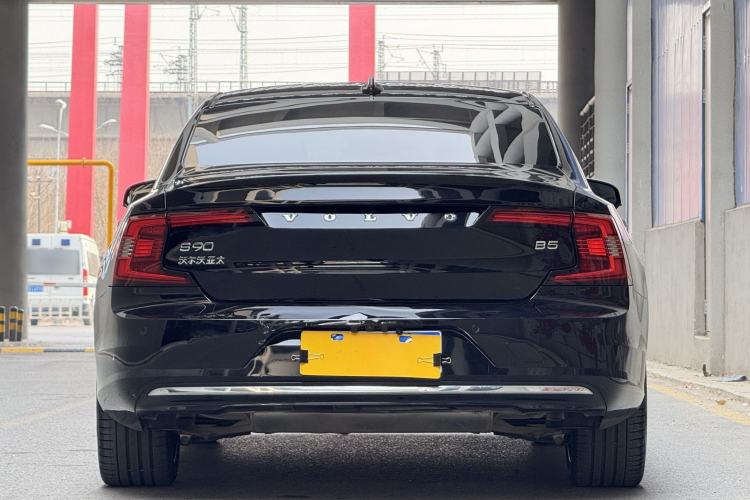 Used Volvo S90 2024 B5 Zhiyuan Luxury Edition Exterior 4
