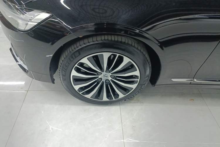 Used Volvo S90 2024 B5 Zhiyi Luxury Edition Exterior 4