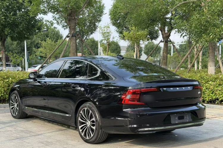 Used Volvo S90 2024 B5 Zhiyi Luxury Edition Exterior 4