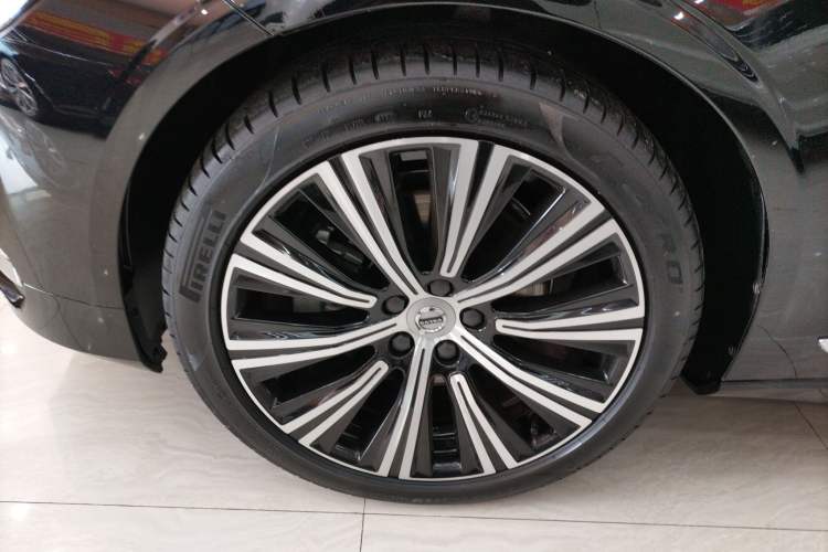 Used Volvo S90 2024 B5 Zhiyuan Luxury Edition Exterior 4
