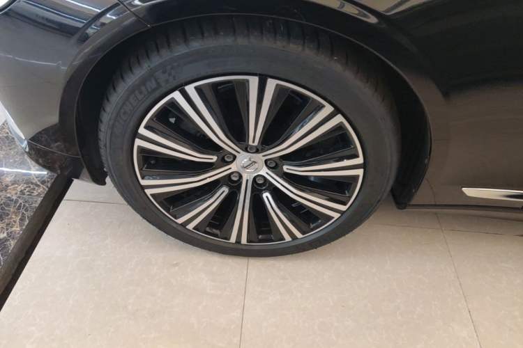 Used Volvo S90 2024 B5 Zhiyuan Luxury Edition Exterior 4