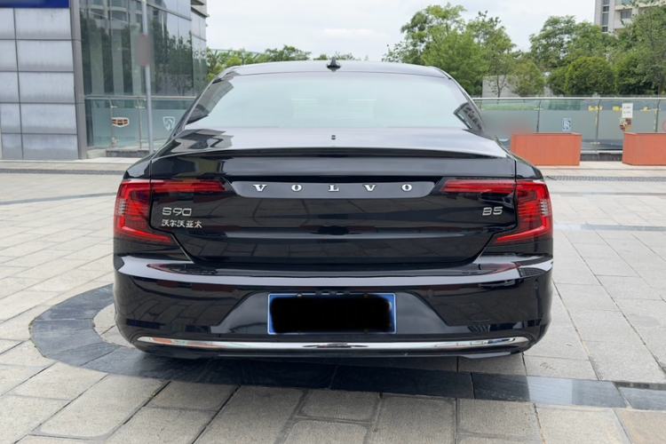 Used Volvo S90 2024 B5 Zhiyi Luxury Edition Exterior 4