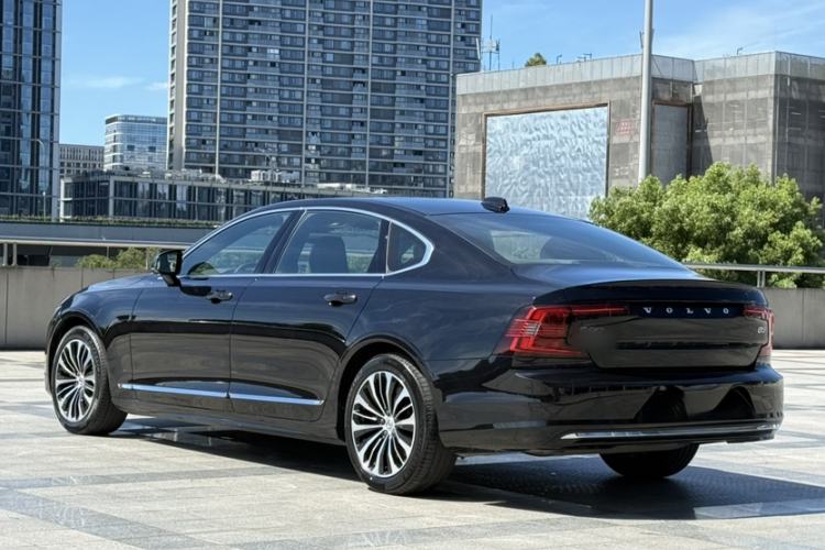 Used Volvo S90 2024 B5 Zhiyi Luxury Edition Exterior 4