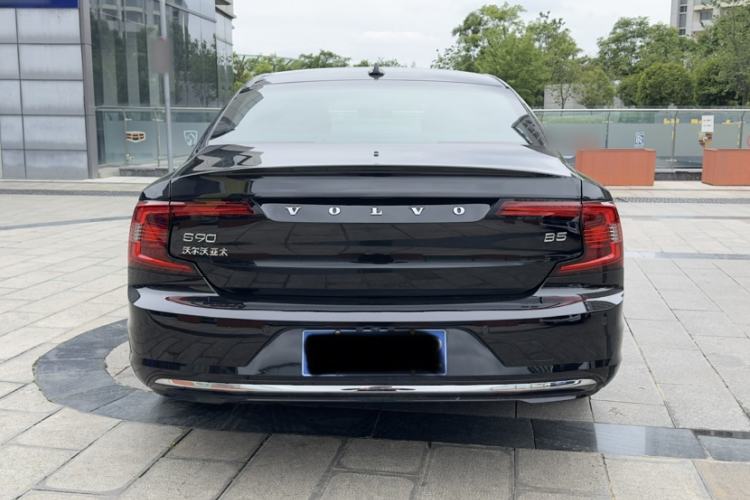 Used Volvo S90 2024 B5 Zhiyi Luxury Edition Exterior 4