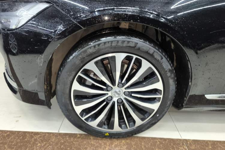 Used Volvo S90 2024 B5 Zhiyi Luxury Edition Exterior 4