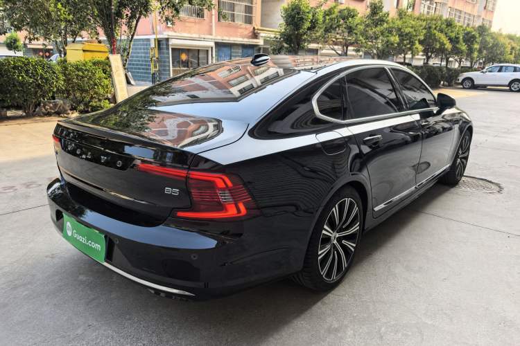 Used Volvo S90 2024 B5 Zhiyuan Luxury Edition Exterior 5