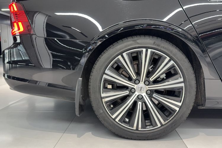 Used Volvo S90 2024 B5 Zhiyuan Luxury Edition Exterior 5