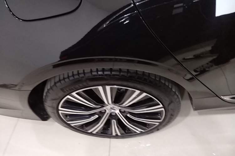 Used Volvo S90 2024 B5 Zhiyuan Luxury Edition Exterior 5