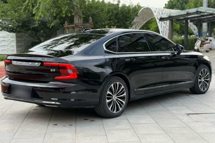 Used Volvo S90 2024 B5 Zhiyi Luxury Edition Exterior 6
