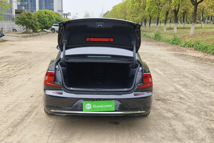 Used Volvo S90 2024 B5 Zhiyi Luxury Edition Exterior 7