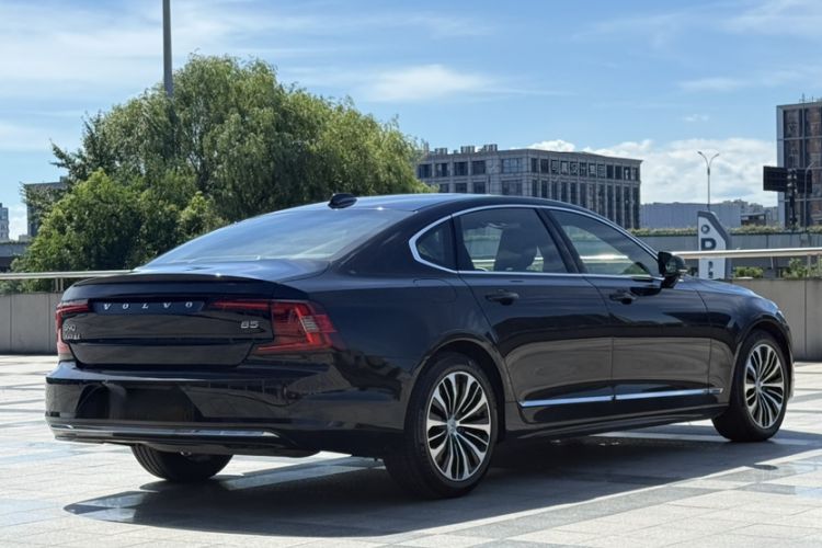 Used Volvo S90 2024 B5 Zhiyi Luxury Edition Exterior 8