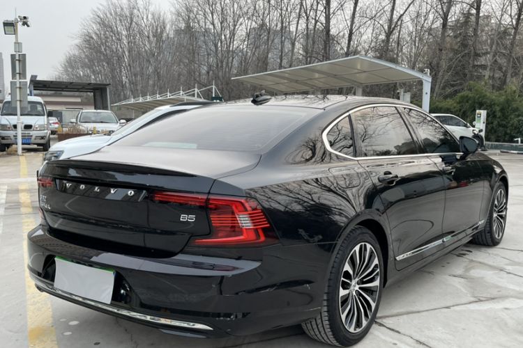 Used Volvo S90 2024 B5 Zhiyi Luxury Edition Exterior 8