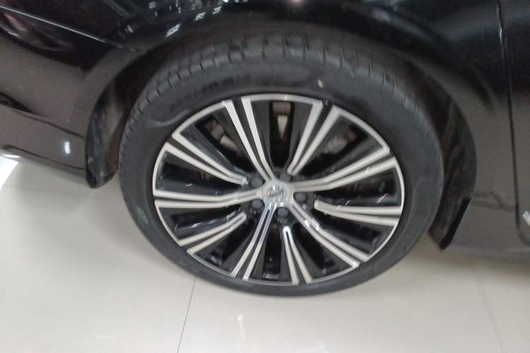 Used Volvo S90 2024 B5 Zhiyuan Luxury Edition Exterior 8