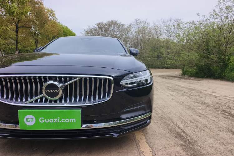 Used Volvo S90 2024 B5 Zhiyi Luxury Edition Exterior 9
