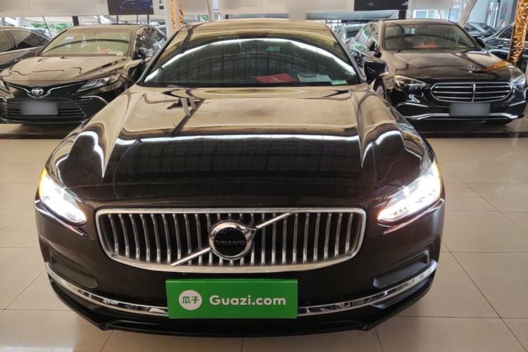 Used Volvo S90 2024 B5 Zhiyuan Luxury Edition Front