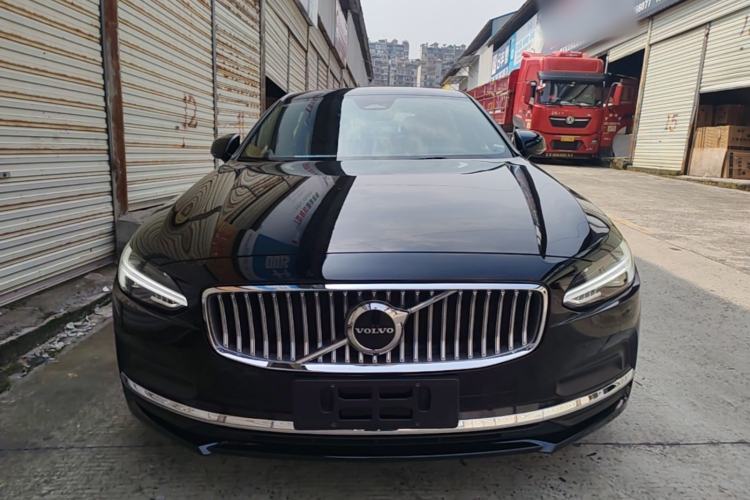 Used Volvo S90 2024 B5 Zhiyi Luxury Edition Front