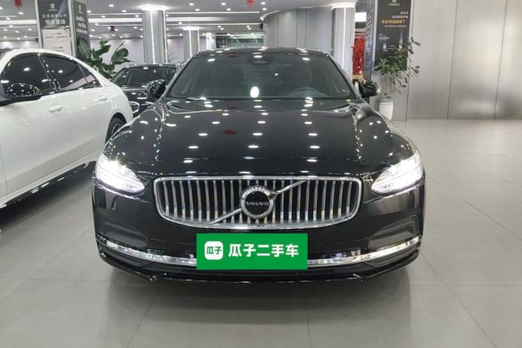 Used Volvo S90 2024 B5 Zhiyuan Luxury Edition Front