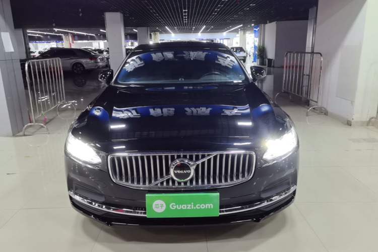 Used Volvo S90 2024 B5 Zhiyi Luxury Edition Front