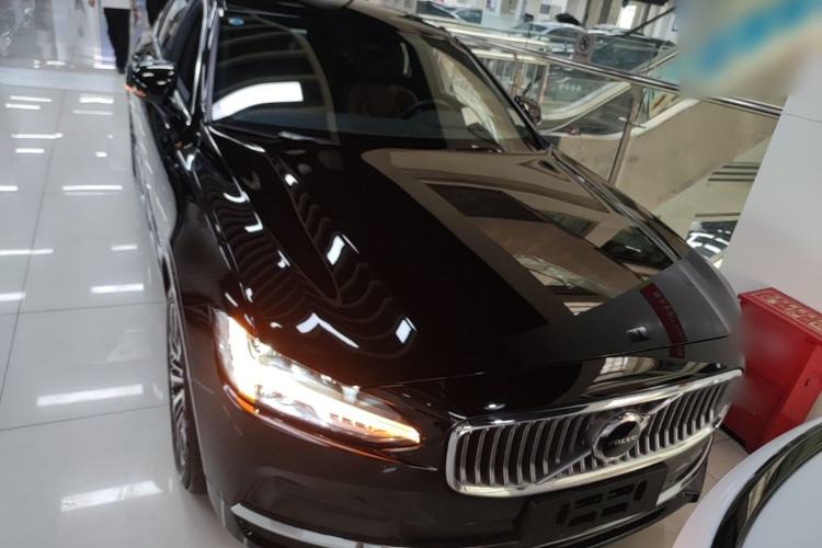 Used Volvo S90 2024 B5 Zhiyi Luxury Edition Front