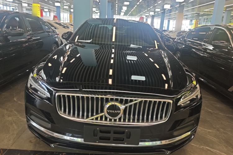 Used Volvo S90 2024 B5 Zhiyi Luxury Edition Front