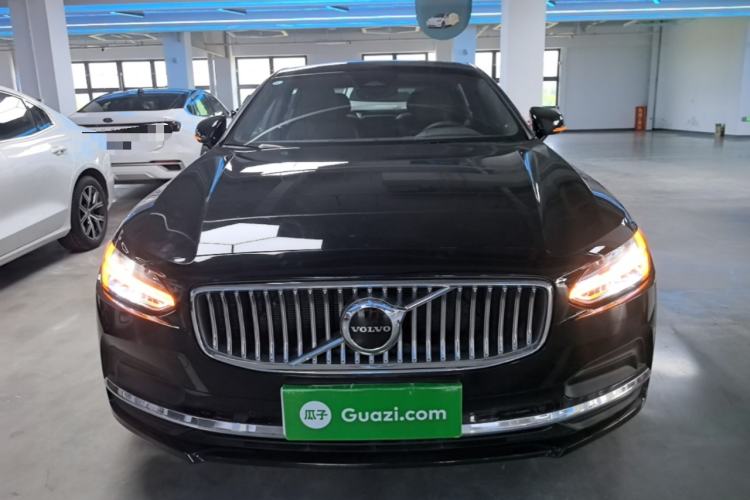 Used Volvo S90 2024 B5 Zhiyi Luxury Edition Front