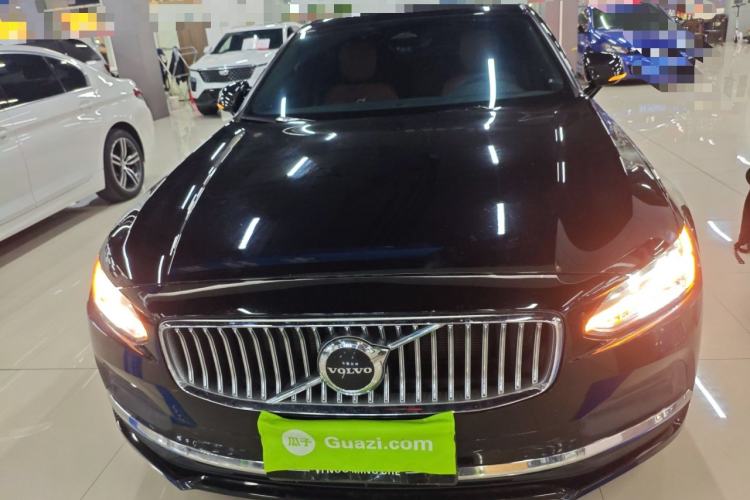 Used Volvo S90 2024 B5 Zhiyuan Luxury Edition Front