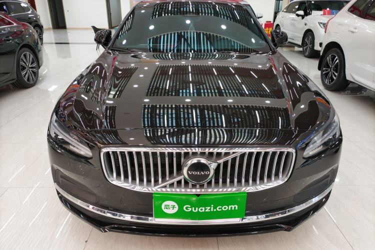 Used Volvo S90 2024 B5 Zhiyuan Luxury Edition Front