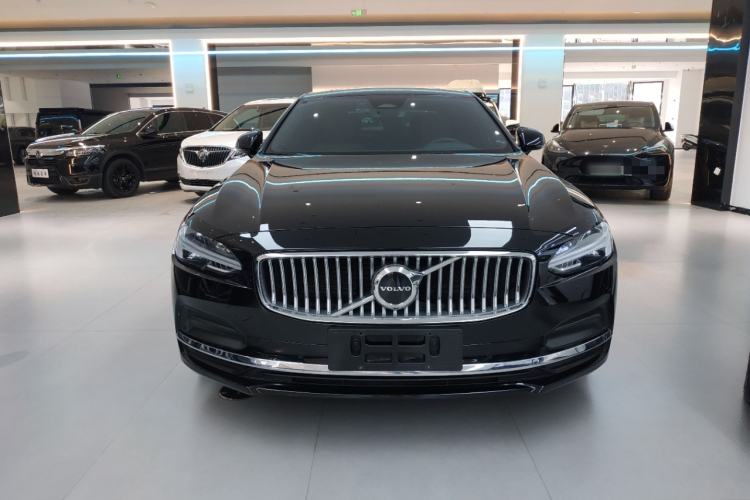 Used Volvo S90 2024 B5 Zhiyi Luxury Edition Front
