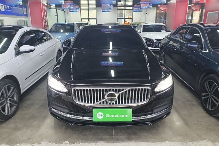 Used Volvo S90 2024 B5 Zhiyuan Luxury Edition Front