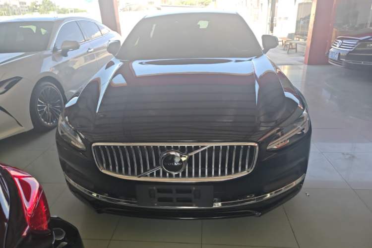 Used Volvo S90 2024 B5 Zhiyi Luxury Edition Front