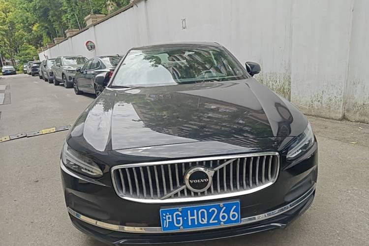 Used Volvo S90 2024 B5 Zhiyi Luxury Edition Front