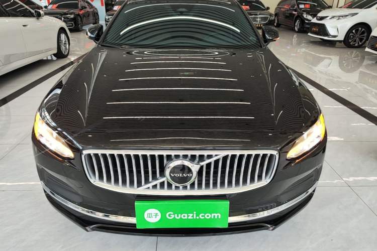 Used Volvo S90 2024 B5 Zhiyi Luxury Edition Front