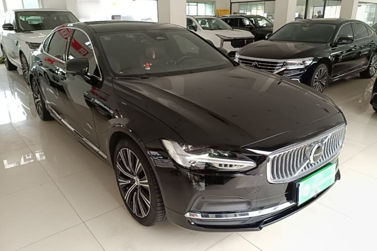 Used Volvo S90 2024 B5 Zhiyuan Luxury Edition Front Right 45 Deg