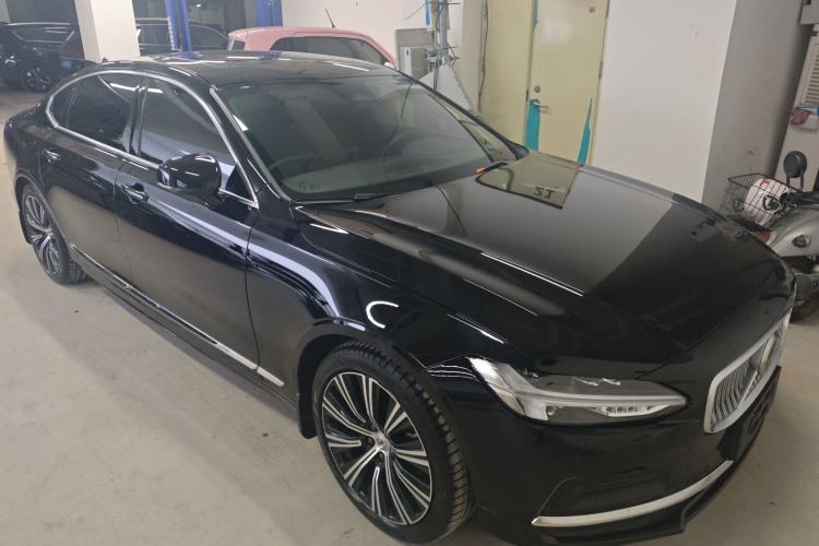 Used Volvo S90 2024 B5 Zhiyuan Luxury Edition Front Right 45 Deg