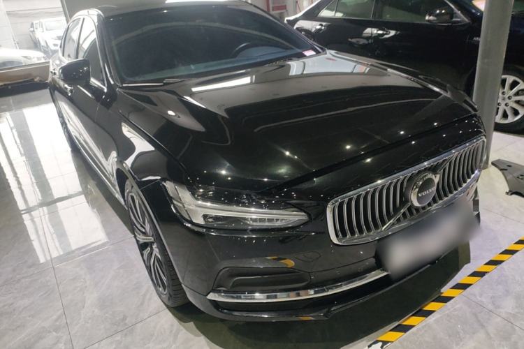 Used Volvo S90 2024 B5 Zhiyuan Luxury Edition Front Right 45 Deg