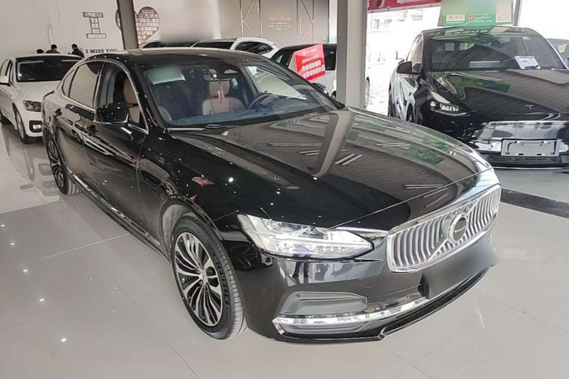 Used Volvo S90 2024 B5 Zhiyi Luxury Edition Front Right 45 Deg