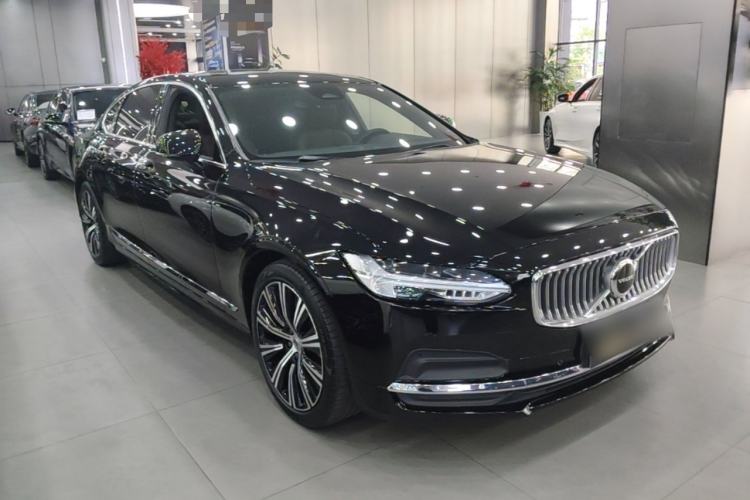 Used Volvo S90 2024 B5 Zhiyuan Luxury Edition Front Right 45 Deg
